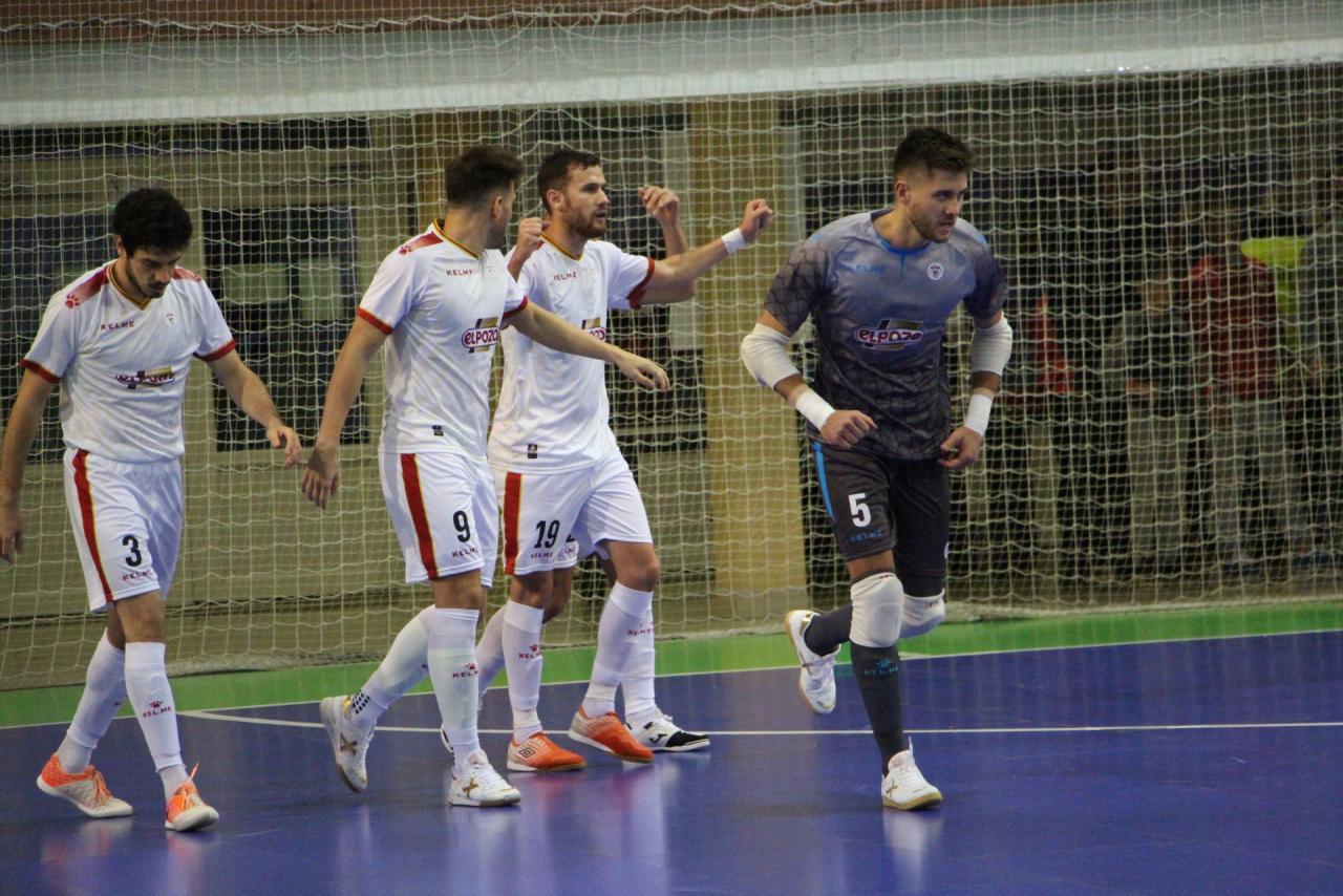 Los jugadores de ElPozo Murcia celebran un gol 