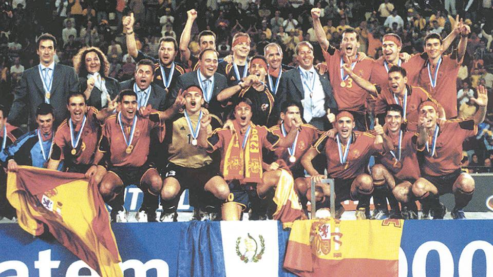 España celebra el título de campeones del mundo en el mundial de Guatemala