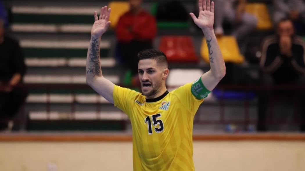 Rubén Cornejo, jugador del Real Betis Futsal, durante un encuentro