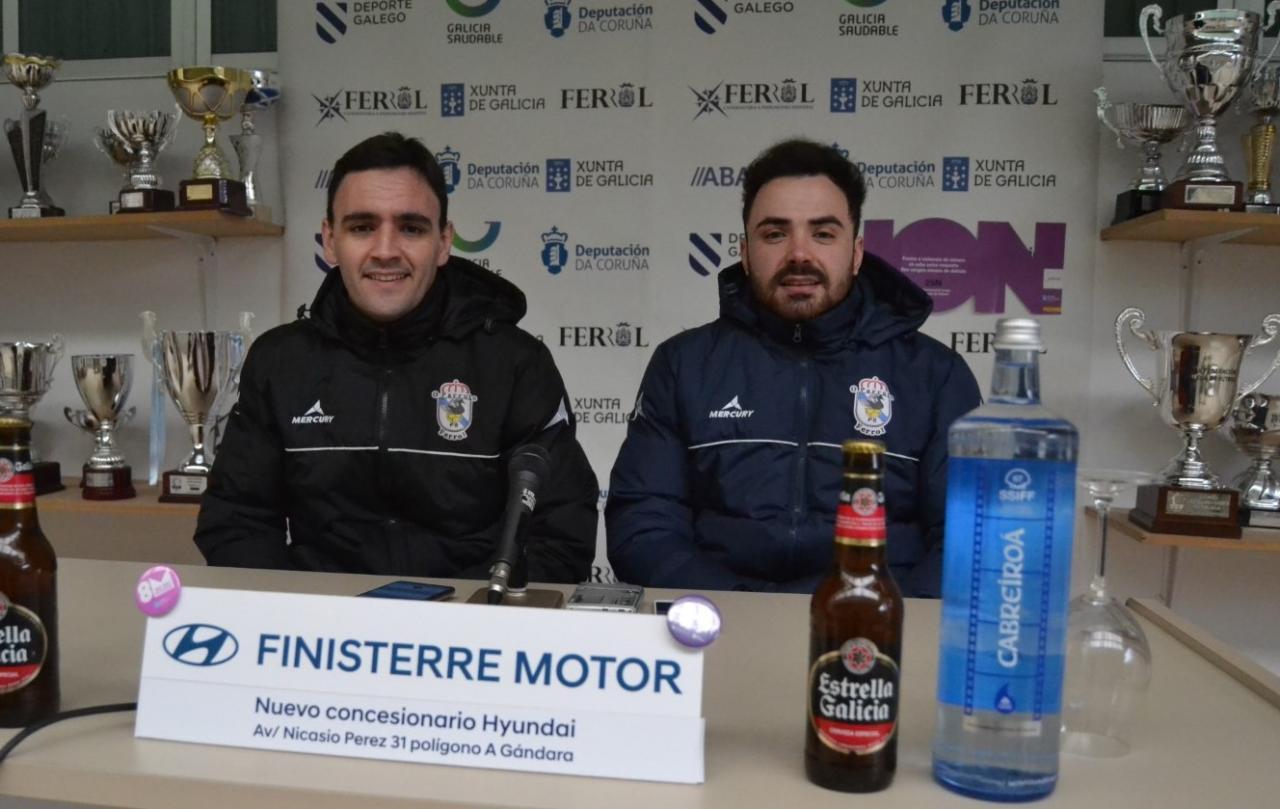 Héctor Souto y Chemi comparecen en una rueda de prensa de O Parrulo Ferrol