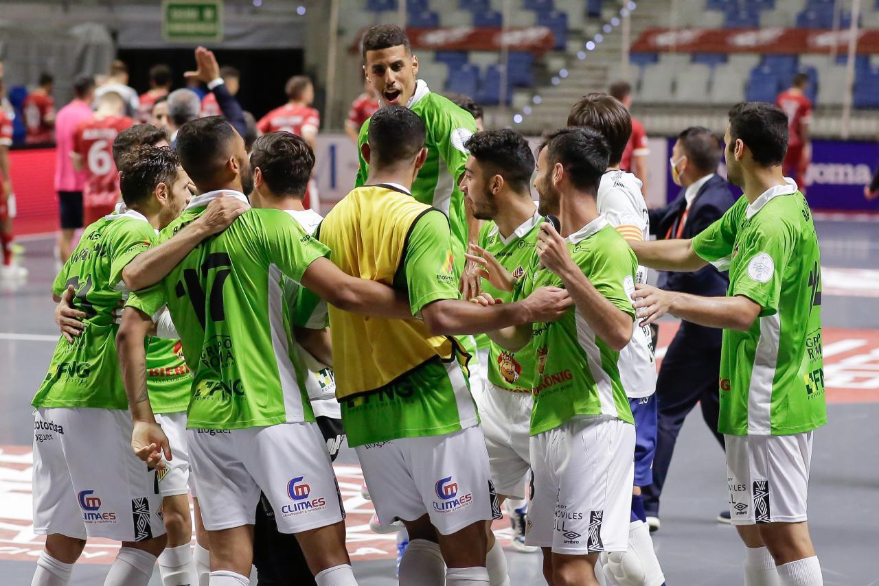 Los jugadores de Palma Futsal celebran el pase a la Semifinal