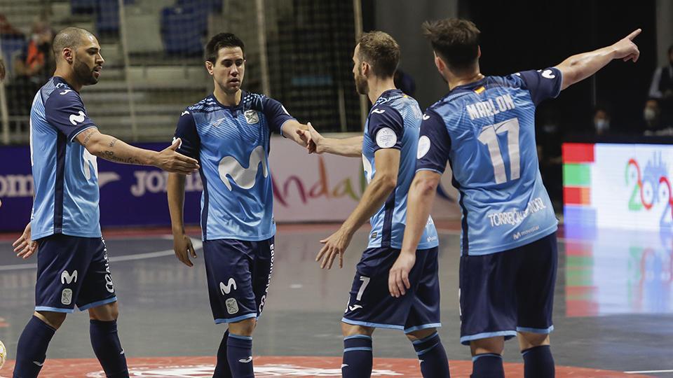 Los jugadores de Movistar Inter celebran un gol.