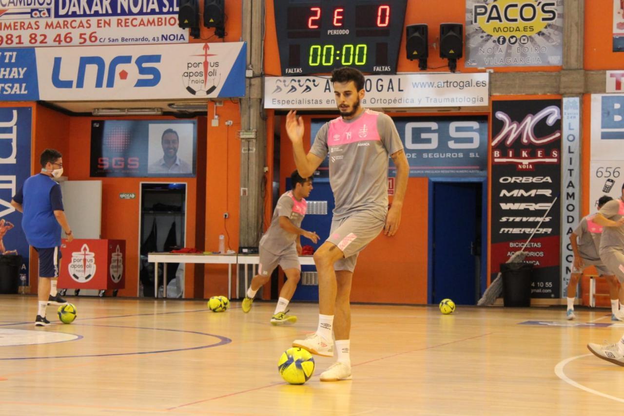 Lucas, del Noia Portus Apostoli, durante un entrenamiento