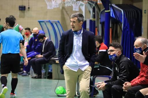 Juanlu Alonso entrenador del Manzanares FS Quesos El Hidalgo (Foto: Toño de la Parra)