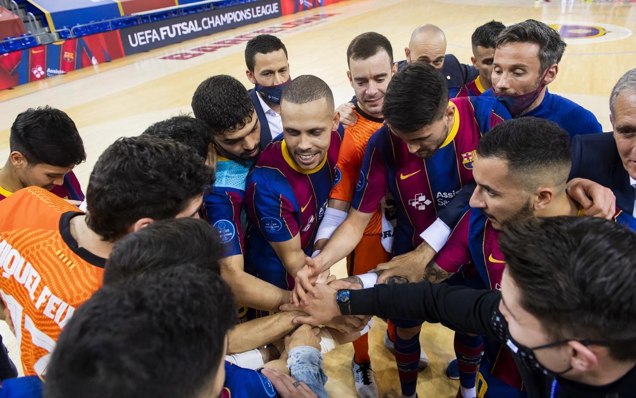 El Barça celebra su clasificación para la Final a ocho de la UEFA Futsal Champions League