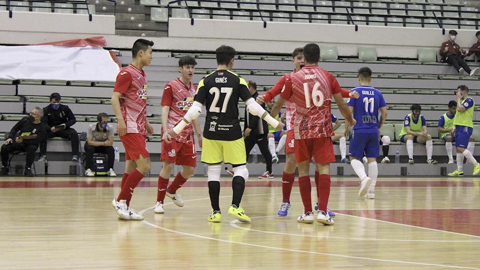Los jugadores de ElPozo Ciudad de Murcia celebran un gol.