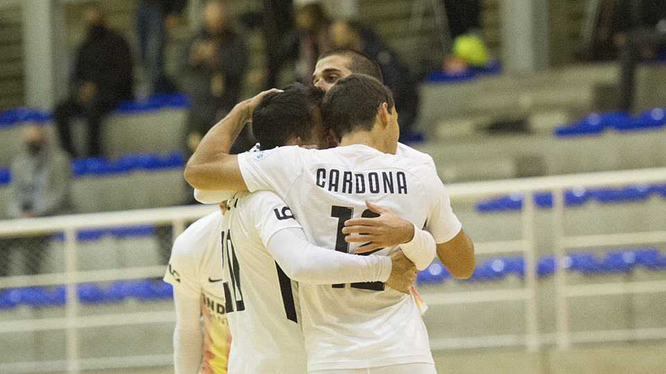 Los jugadores de Industrias Santa Coloma festejan un gol.