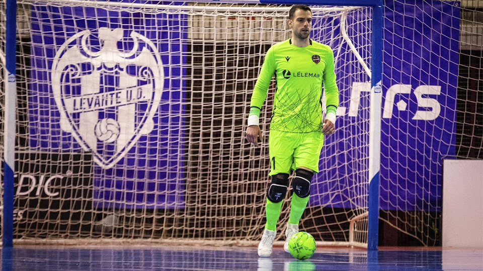 Fede, jugador del Levante UD FS, durante un partido