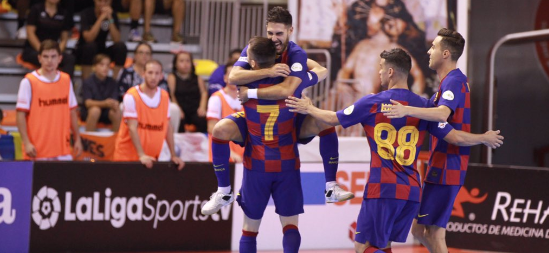 Los jugadores del Barça celebran un gol 