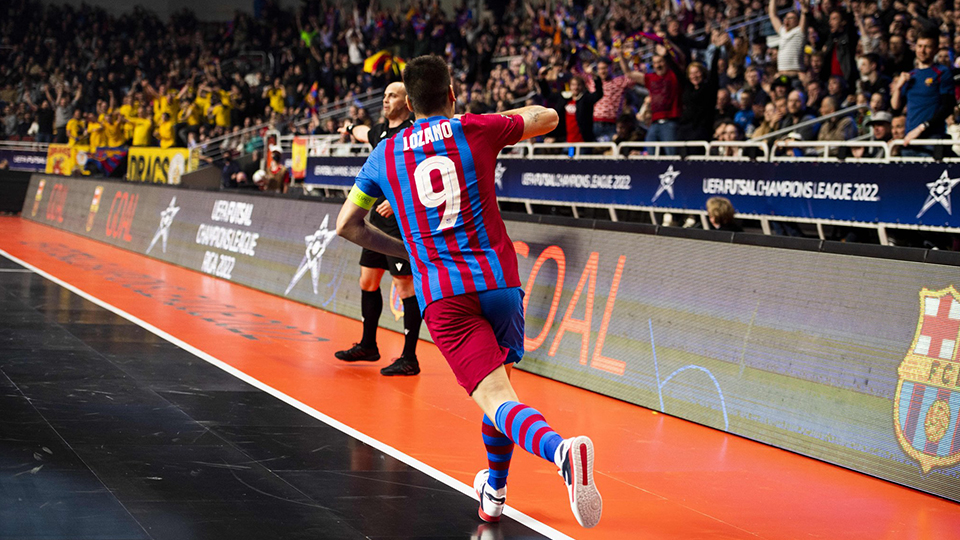 Sergio Lozano, del Barça, celebra un gol en la Final de la UEFA Champions League.