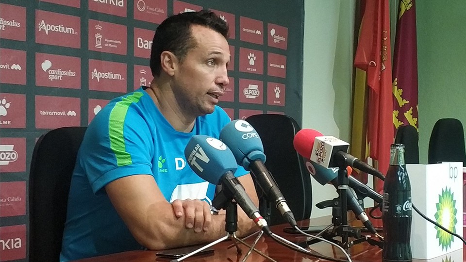 Diego Giustozzi, entrenador de ElPozo Murcia, en rueda de prensa