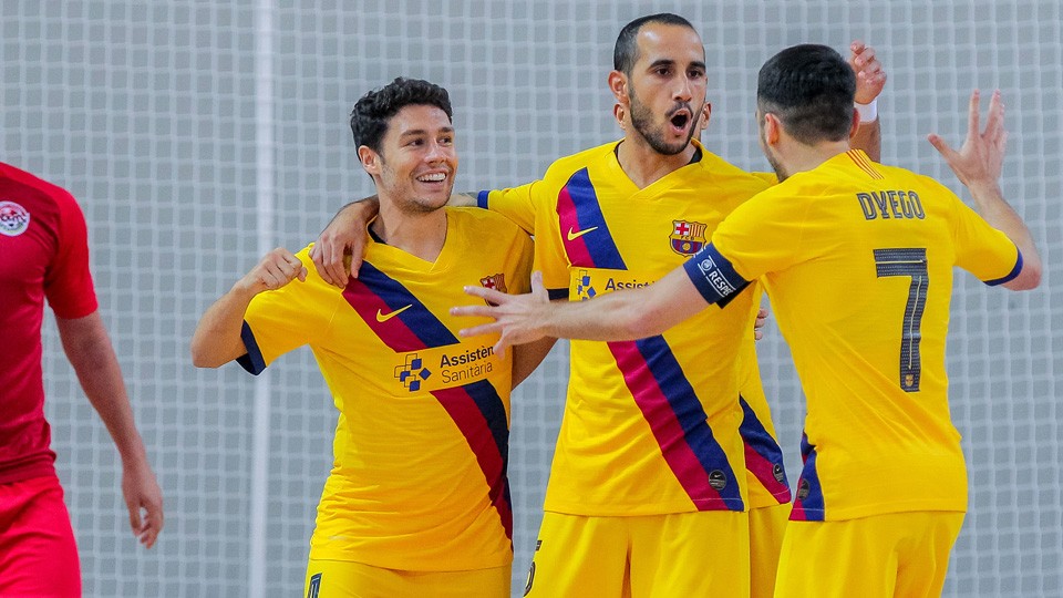 Boyis, Roger y Dyego celebran un gol del Barça