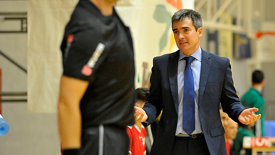 Juanlu Alonso entrenador del Manzanares FS Quesos El Hidalgo   Foto: Toño de la Parra