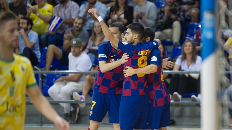 Los jugadores del Barça celebran un gol 