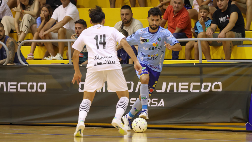 Sur Seeds El Ejido FS firma una gran segunda mitad ante el Viña Albali Valdepeñas y continúa invicto en la pretemporada (6-1)