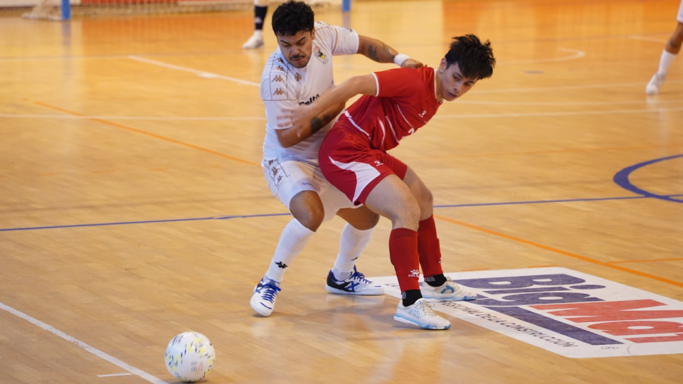 O Parrulo Ferrol se lleva la victoria ante Indonesia en el Trofeo Portus Apóstoli