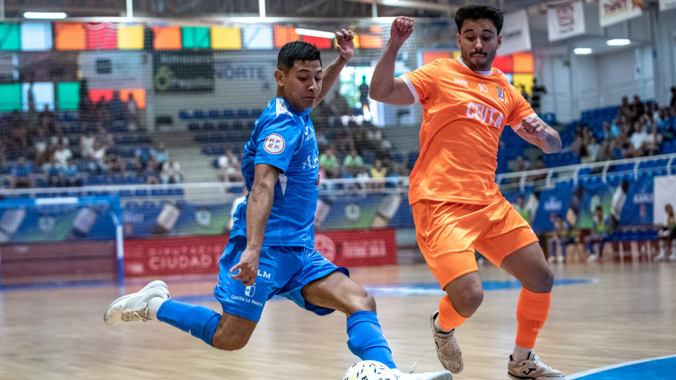Triunfo de oficio del Viña Albali Valdepeñas ante la Unión África Ceutí (4-2) 