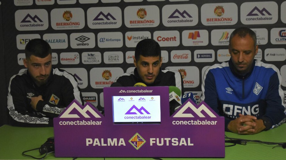 Hamza y Catela, jugadores del Palma Futsal, en rueda de prensa.z