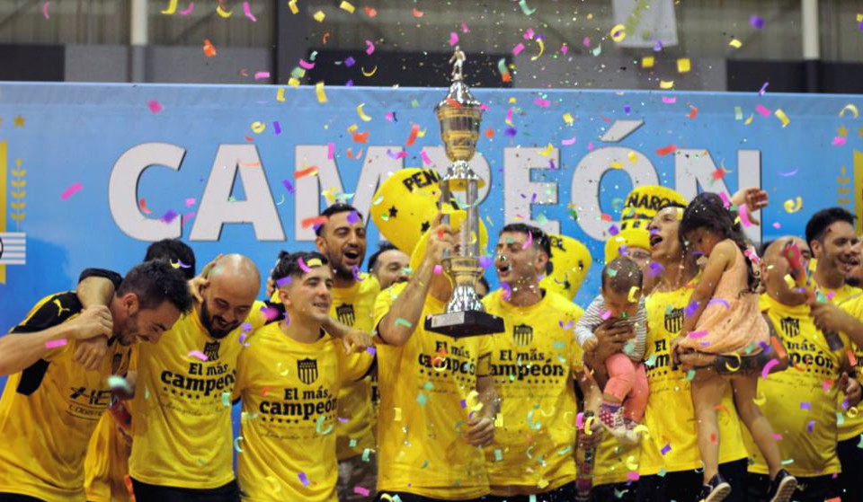 Peñarol se proclamó campeón de Liga por décima vez en Uruguay