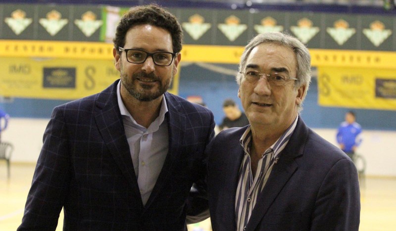 José María Gallego y Javier Lozano en el pabellón de Amate.