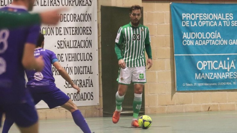 Víctor Arévalo, jugador del Real Betis Futsal, durante un encuentro.