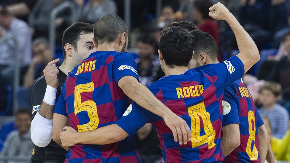 Los jugadores del Barça celebran un gol.