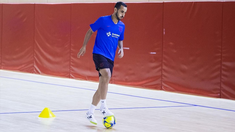 Boyis, jugador del Barça, durante un entrenamiento. (Foto: Víctor Salgado   FC Barcelona)