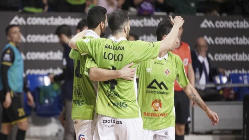 Los jugadores de Palma Futsal celebran un tanto.