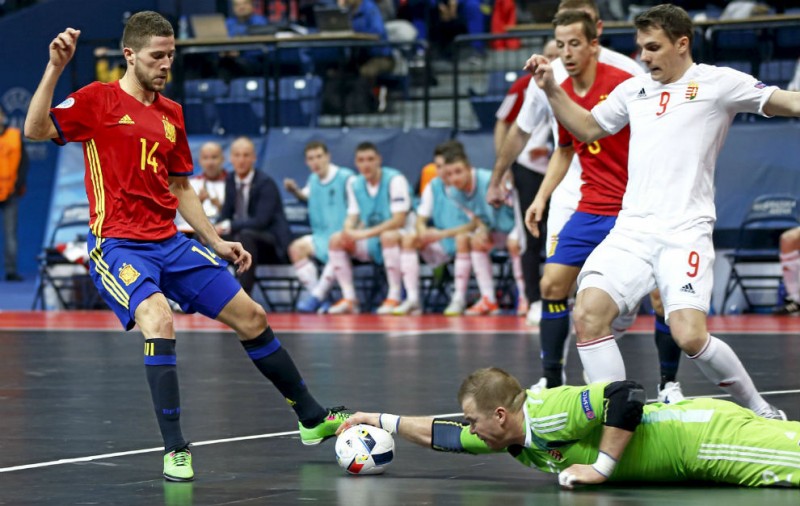 Raúl Campos, del Palma Futsal, durante un partido con la Selección Española