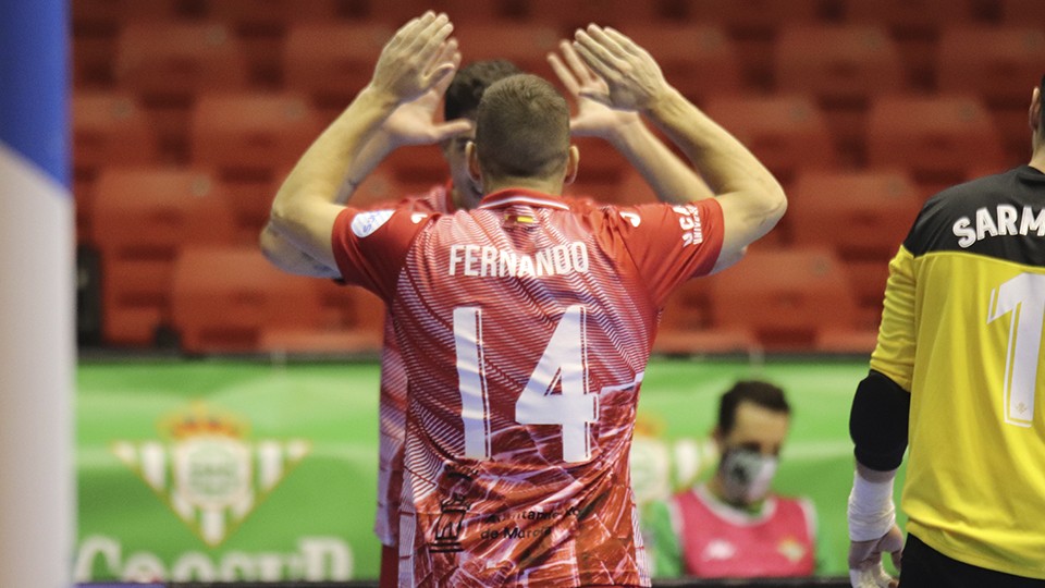 Los jugadores de ElPozo Murcia Costa Cálida celebran un tanto.