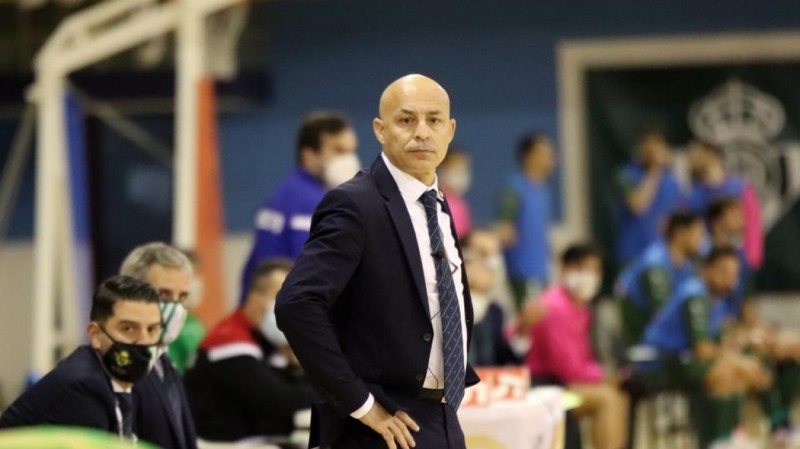 Juanito, entrenador del Real Betis Futsal.