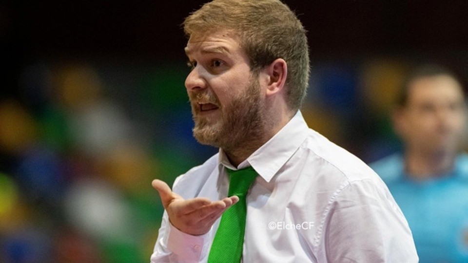 Pablo Conejero, entrenador del Elche CF Sala