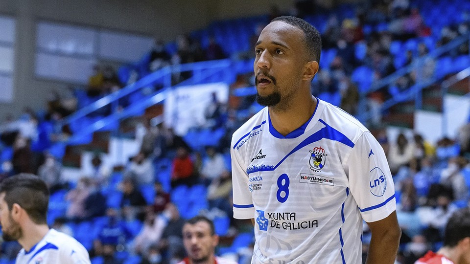 William, durante un partido de O Parrulo Ferrol. (Foto: Ismael Miján / MijanPhoto)