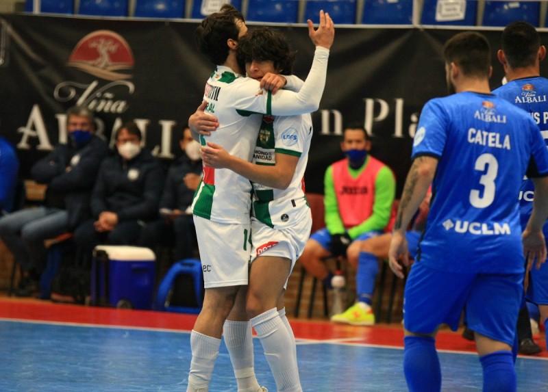 Joaqui, del Córdoba Patrimonio, celebra su primer gol con el equipo en Primera División