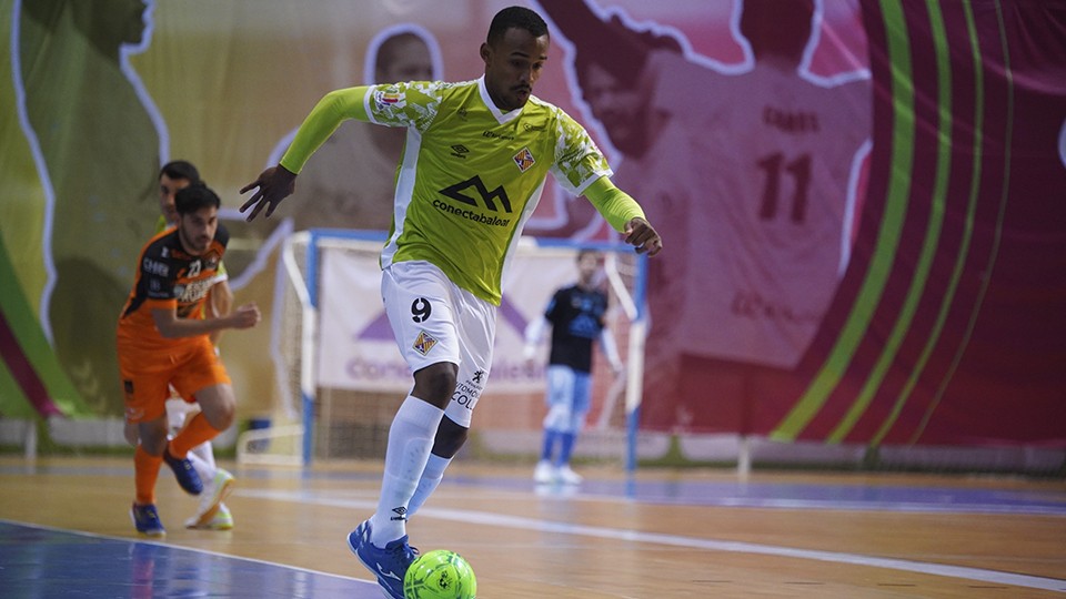 Higor, jugador de Palma Futsal, durante un partido
