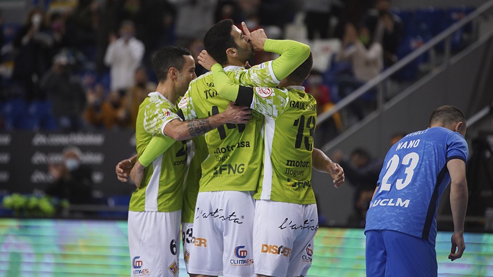 Los jugadores de Palma Futsal celebran un tanto.