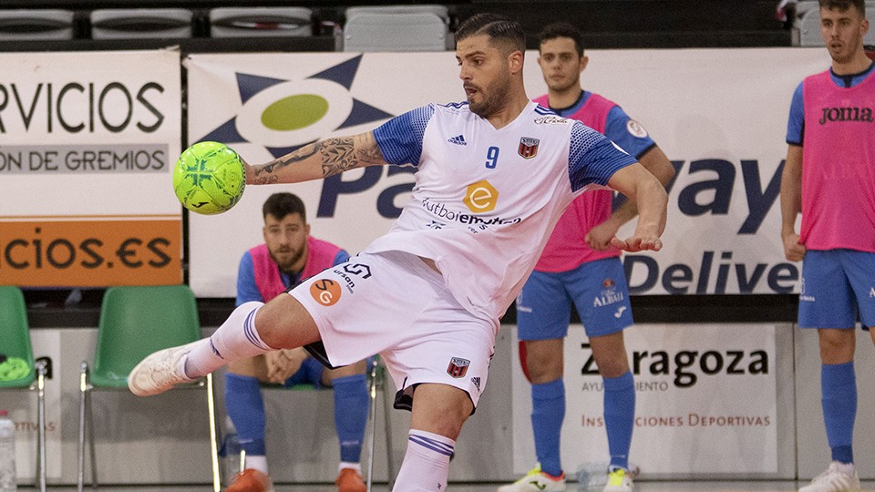 Juanqui, jugador del Fútbol Emotion Zaragoza.