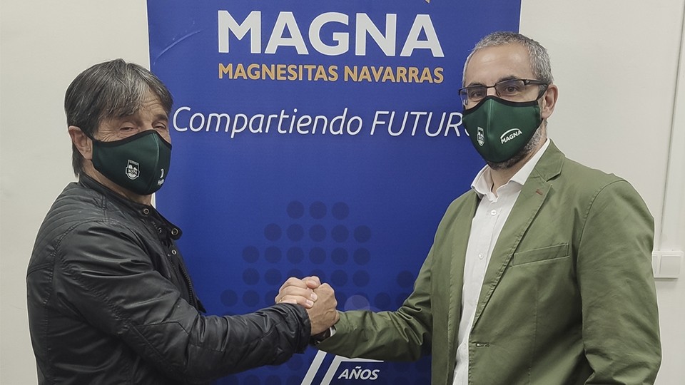 Tatono Arregui, presidente de Osasuna Magna y Javier Creixell, Director General de Magnesitas Navarras.
