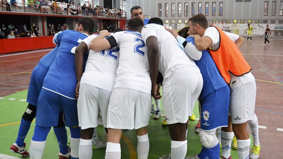 La plantilla de O Parrulo Ferrol hace piña.