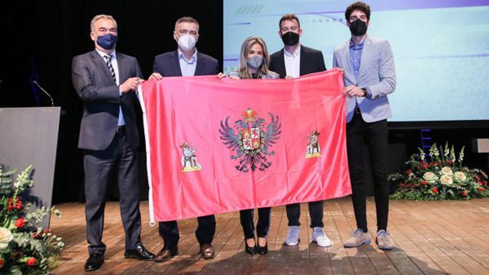 Javier Lozano, junto Milinko Pantić, Milagros Tolón y Gonzalo Pérez de Vargas.