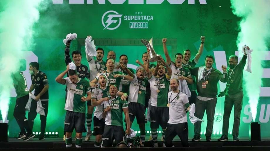 El Sporting logró su décima Supercopa de Portugal tras golear al Benfica