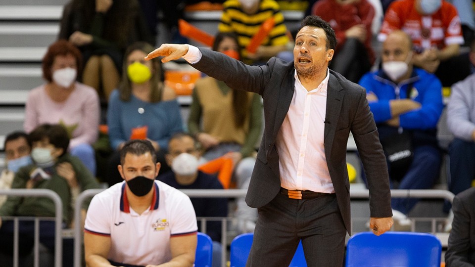 Diego Giustozzi, entrenador de ElPozo Murcia Costa Cálida. (Foto: Pascu Méndez)