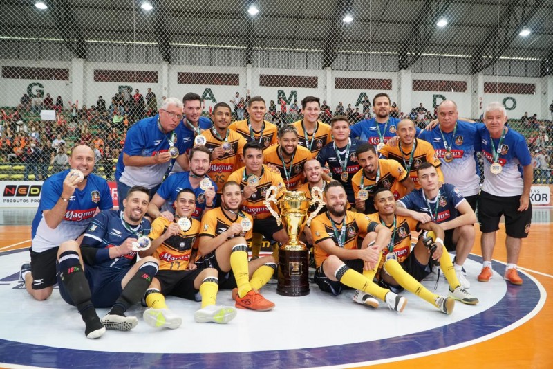 Magnus Futsal comenzó la temporada ganando la Supercopa Gramado