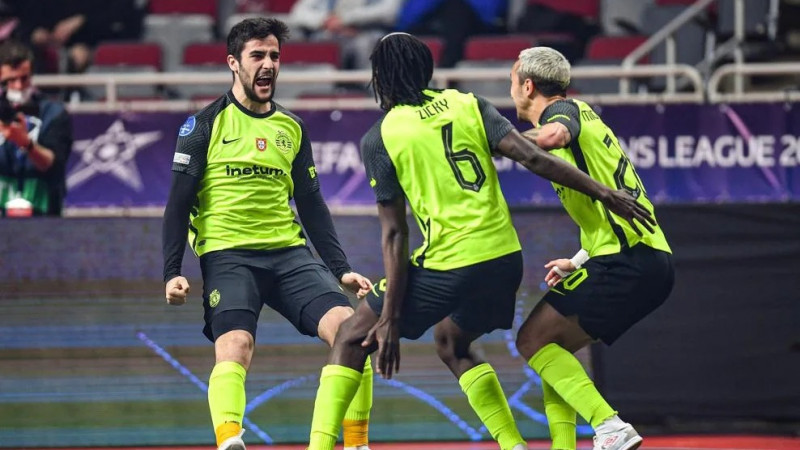 El Sporting CP celebra uno de sus goles frente al ACCS Futsal (Fotografía: UEFA)