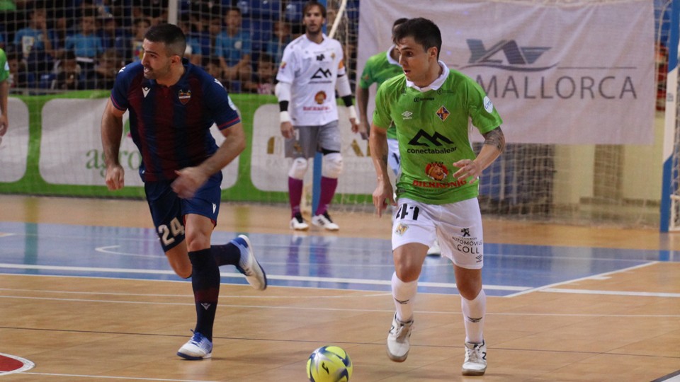 Pedro Toro del Levante UD FS y Mati Rosa del Palma Futsal