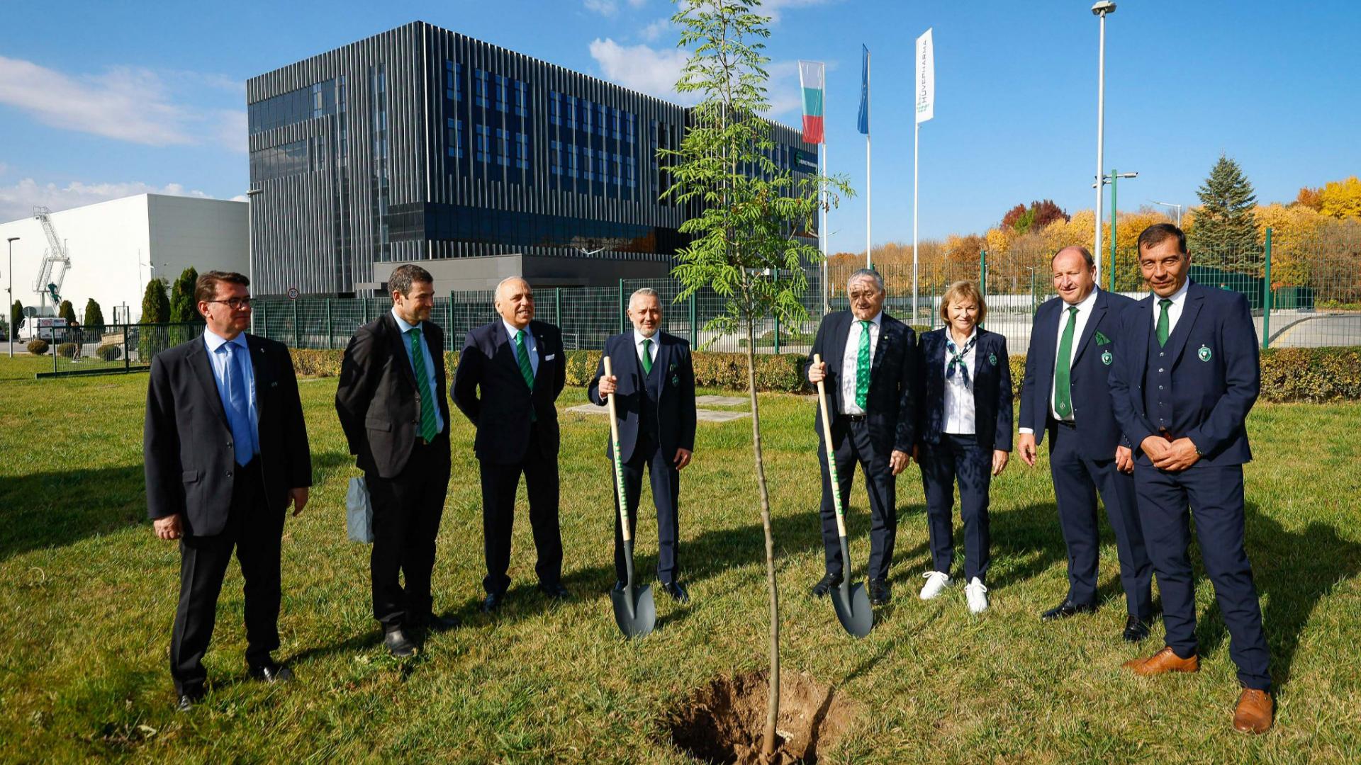 El Real Betis y el PFC Ludogorets Razgrad se unen para cuidar del medio ambiente y trabajar para el desarrollo sostenible