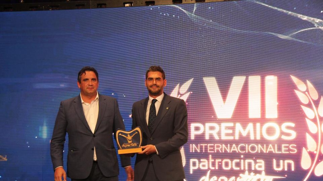 Forever Green receives Patrocina a un Deportista award in the category of sustainability in sport.