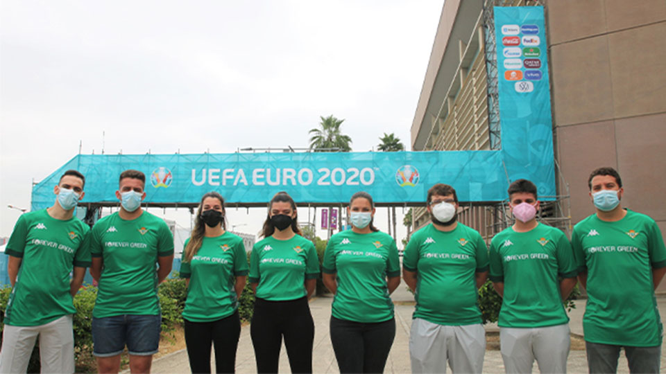 El cuerpo de voluntarios de Forever Green se despliega en los partidos de la UEFA EURO 2020