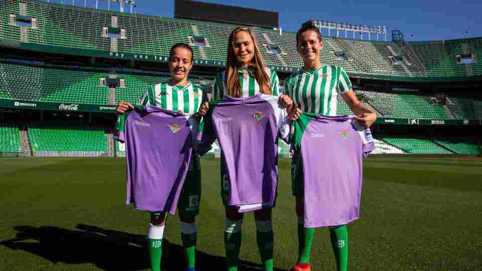 estar blanco Andes Vente al Real Betis Féminas - Fundación Albacete y llévate un 20% de  descuento en la compra de la camiseta del Día de la Mujer - Real Betis  Balompié