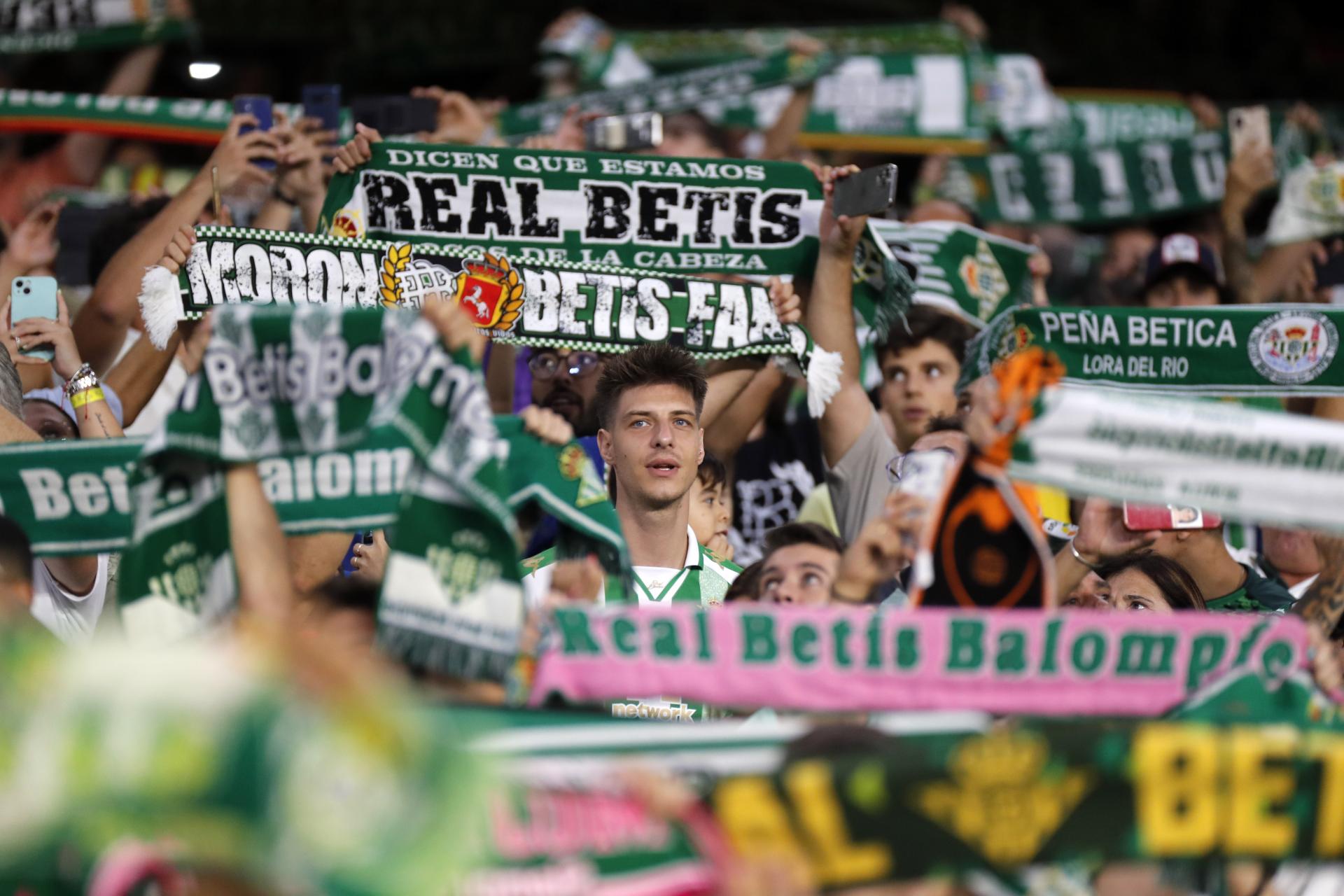 Información relativa a la lluvia de peluches en el partido contra el Real  Madrid - Real Betis Balompié